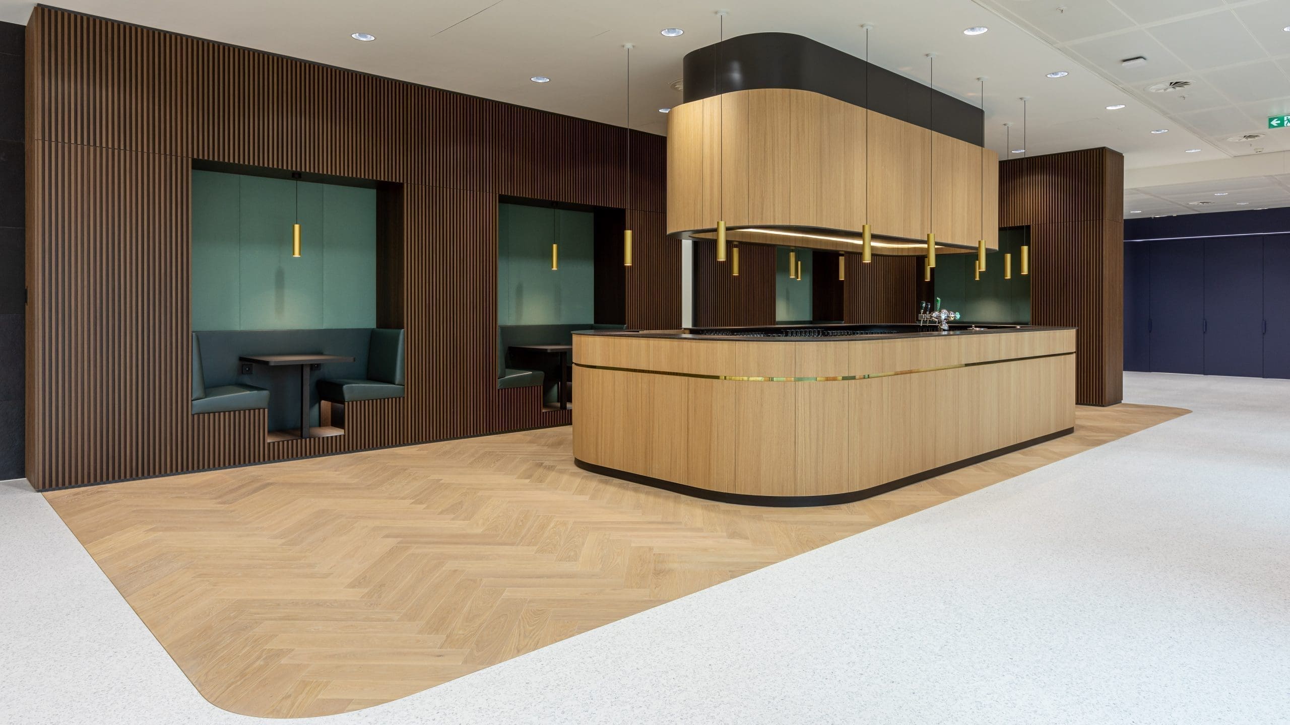 Loyens & Loeff Smoked Oak Interior